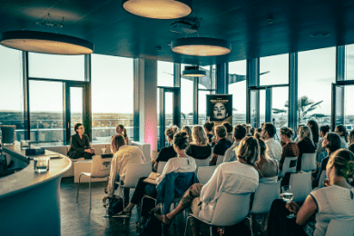 Ihr Keynotespeaker für Ihr online oder offline Wunschformat - immer leidenschaftlich und authentisch